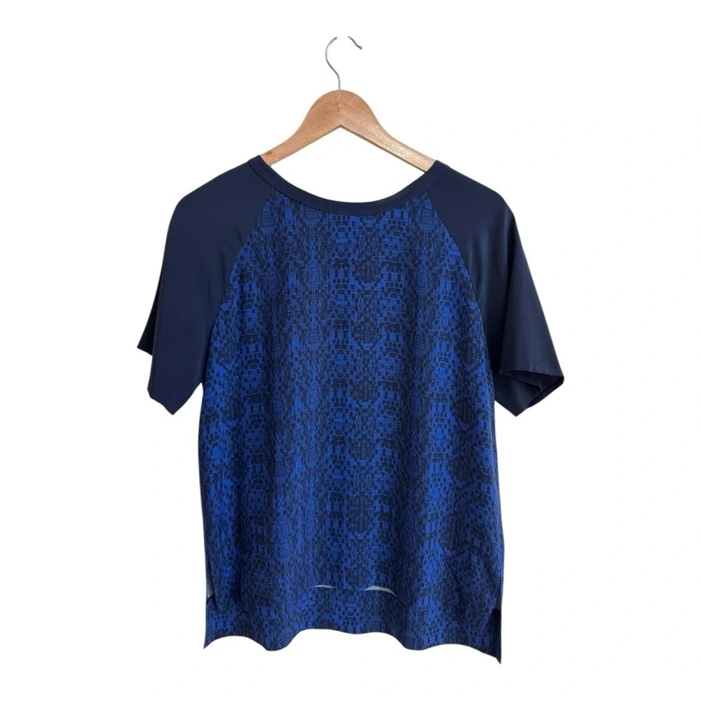 Vince Blue Geometric Print Round Neck Short Sleeve Silk Womens Size XS Pullover